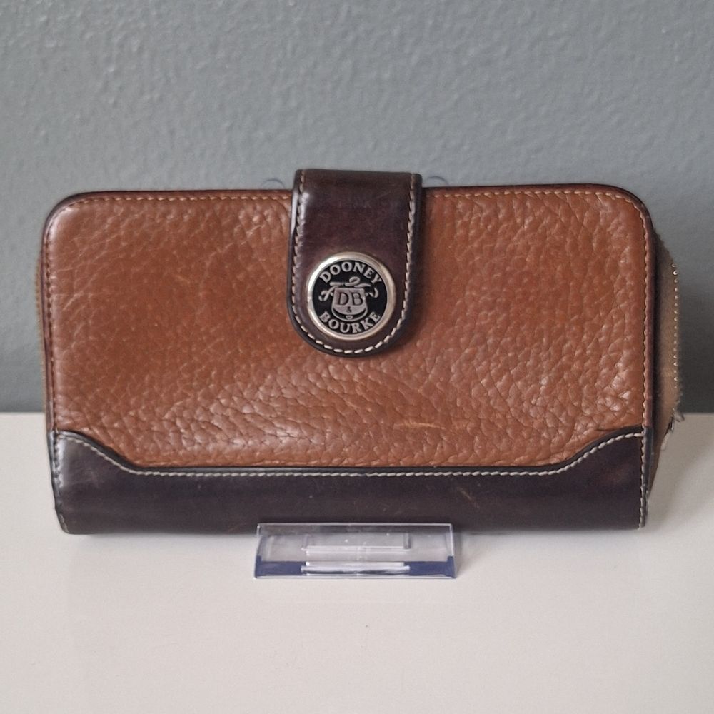 Vintage Dooney & Bourke Two-Tone Leather Wallet